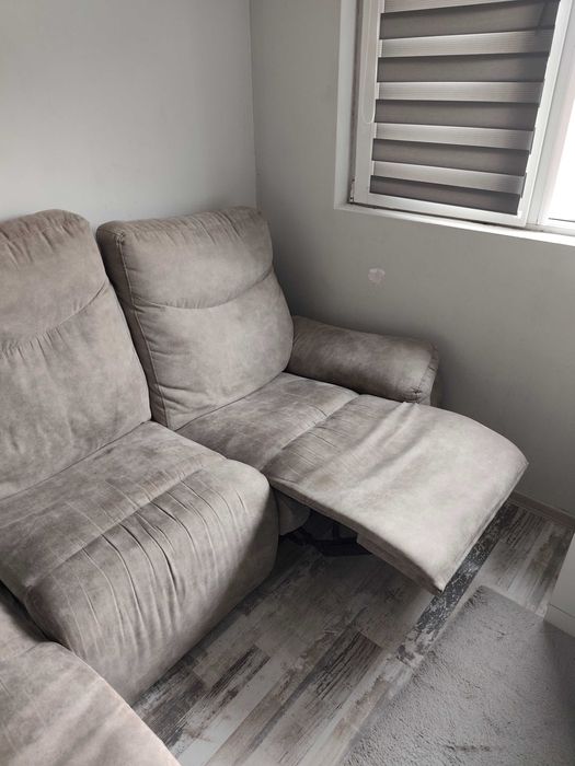 Диван с два релакс механизма