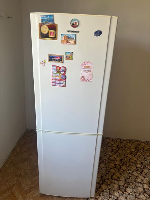 Продам холодильник