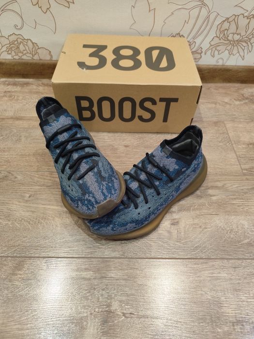 Adidas Yeezy Boost 380 - 43⅓ EU / 27.5cm