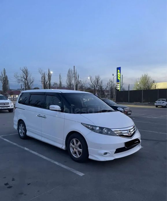 Встречи с Аэропорта и Вогзалов 7 мест Трансфер