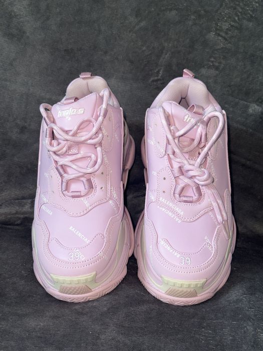 Balenciaga Triple S roz