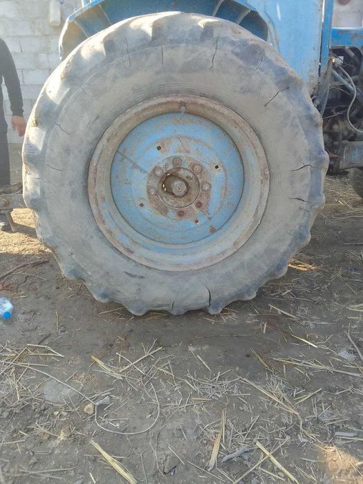 Трактор балони сотилади