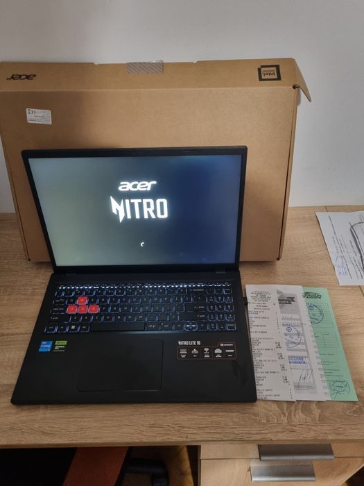 Acer Nitro 16 chisto nov