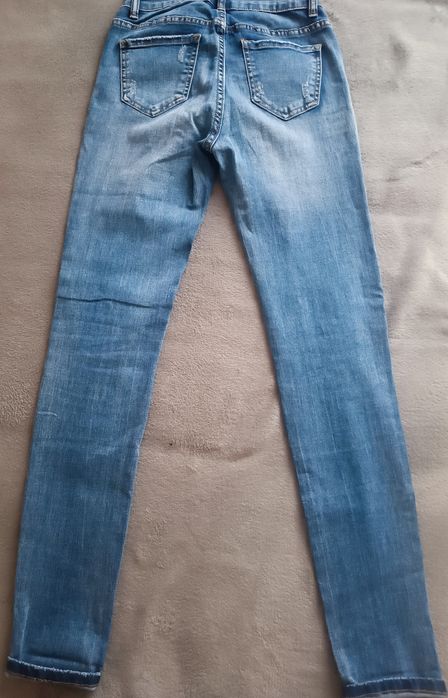 Дамски дънки XS размер