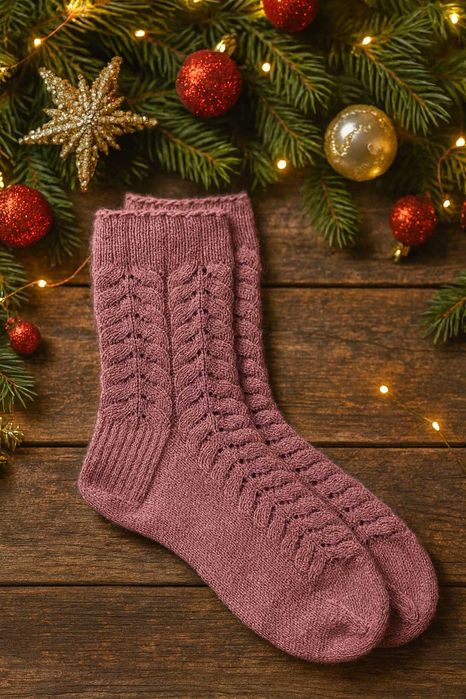 Ръчно плетени чорапи