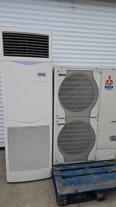 Колонен инверторен климатик от професионалната серия Mr. Slim на лидера Mitsubishi Electric 16kw  55 000btu