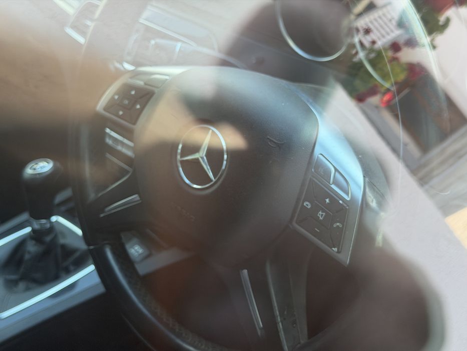 MERCEDES-BENZ C-Class 2012 — imagine 5