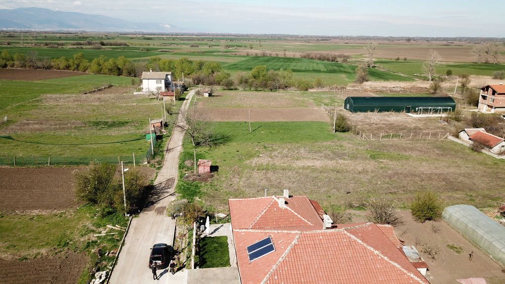 Продавам парцел в урбанизирана територия с площ от 904кв.м. в село Конуш, общ.Асеновград статут УПИ