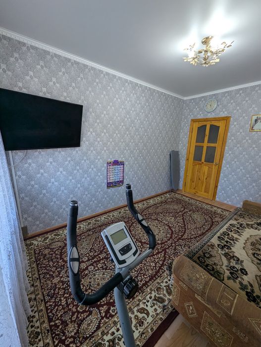 Продается 5 комн квартира