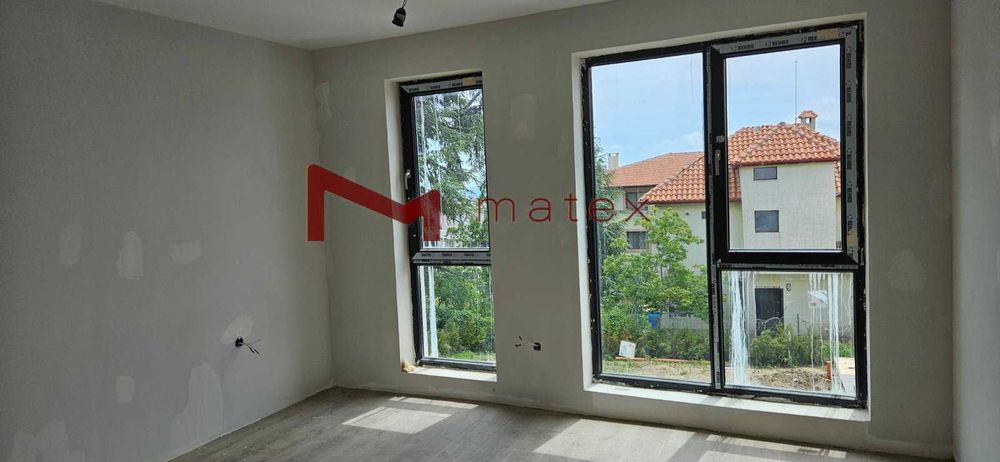 Продава се Тристаен апартамент в Варна, м-т Траката - 118 кв.м за 1568 €/кв.м - Снимка #4