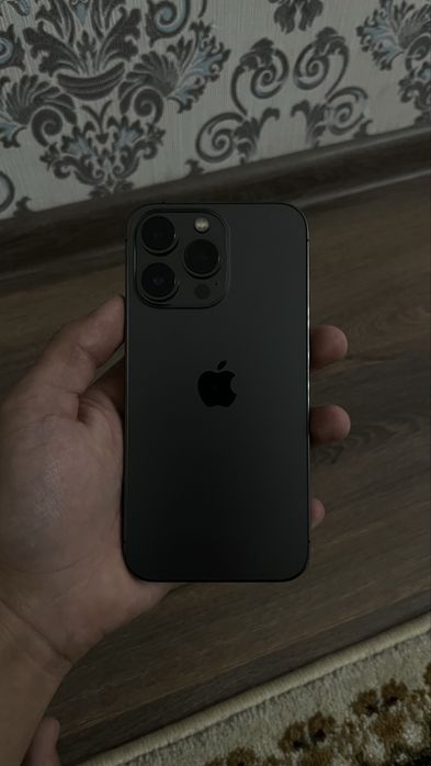 Айфон 13 про с гарантией