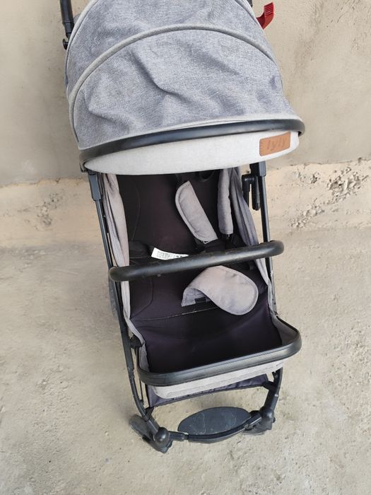 Продам детскую коляску