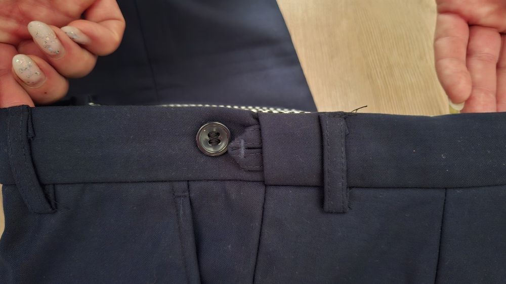 Брюки школьные 32 размера на мальчика