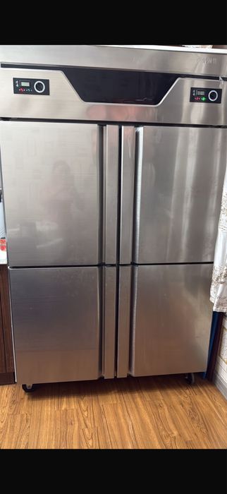 Холодильник и морозильник большой