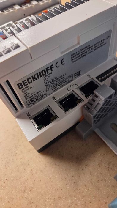 PLC BECKHOFF CX8190 Embedded PCL \ EK1110