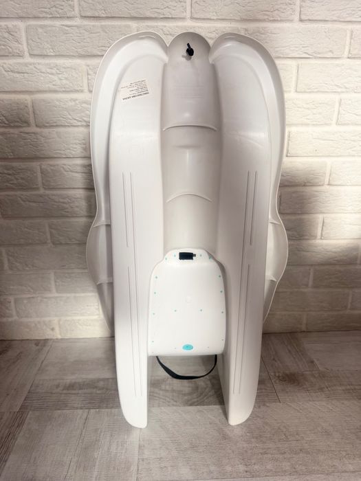 Пластмасова шейна с облегалка Gizmo, детска