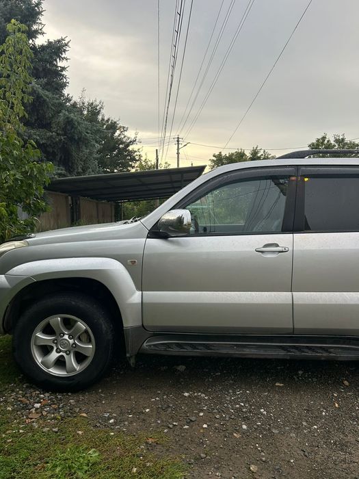 Продам автомобиль Тойота Прадо 120