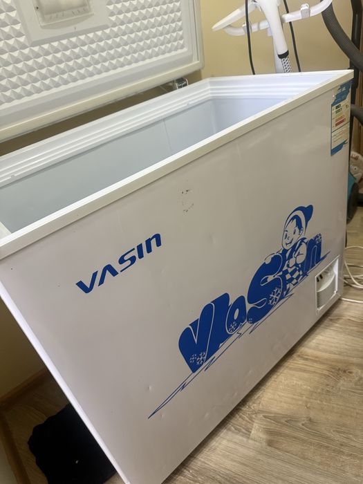 Продам морозильную камеру