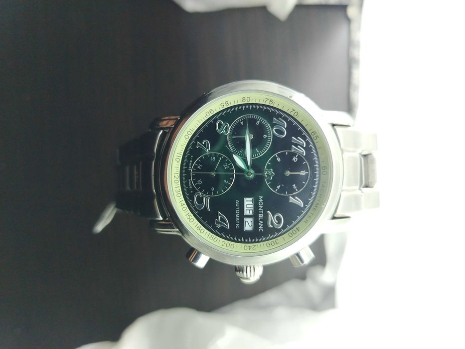 Продавам Часвовник Montblanc