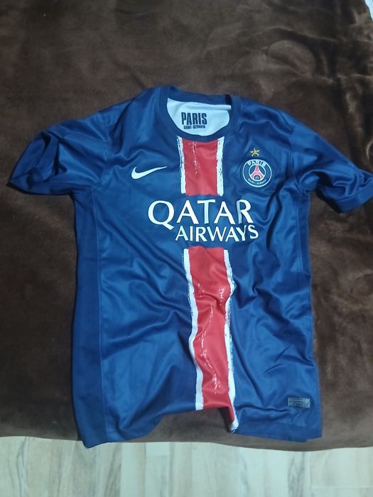 Tricou Psg nou preț negociabil