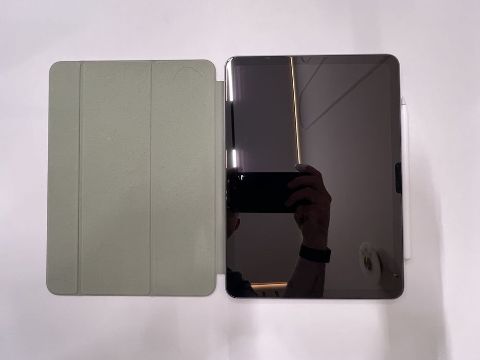 IPad Air 11” M2 128gb + Magic Keyboard + Apple pencil pro +Smart folio