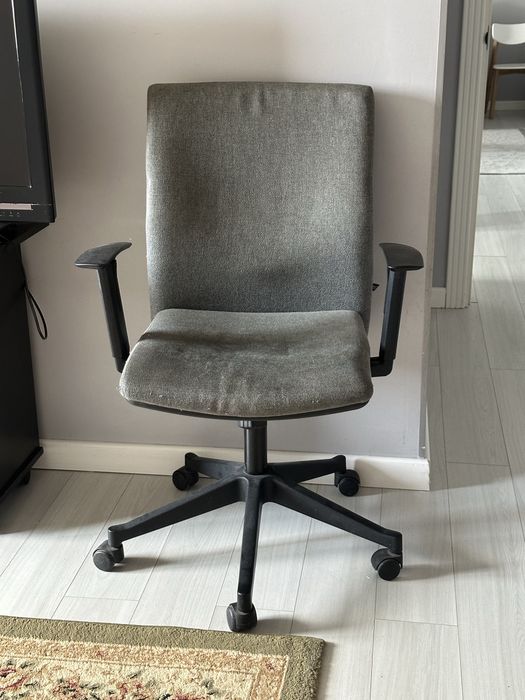 Офисное б/у кресло