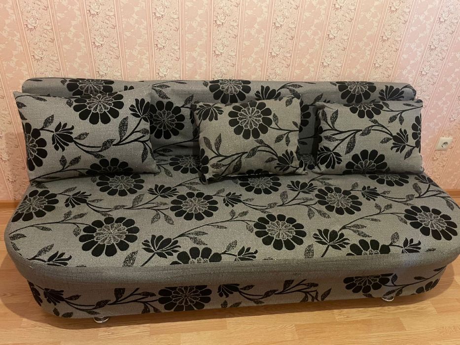 Диван в гостиную