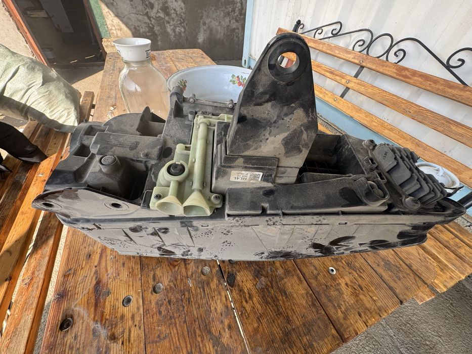 GENESIS 80,фарасы сол жак бети,оргинал