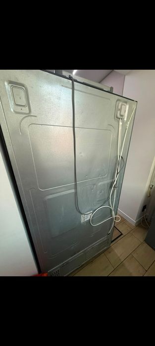 Холодильник Samsung