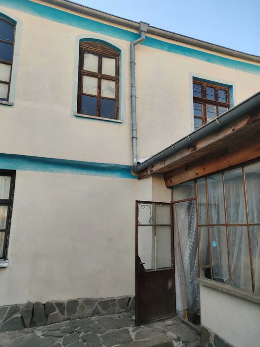 Продава се Къща в Перущица - 200 кв.м за 350 €/кв.м - Снимка #1