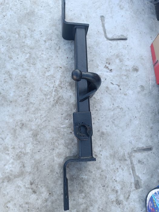 Фаркоп на Паджеро