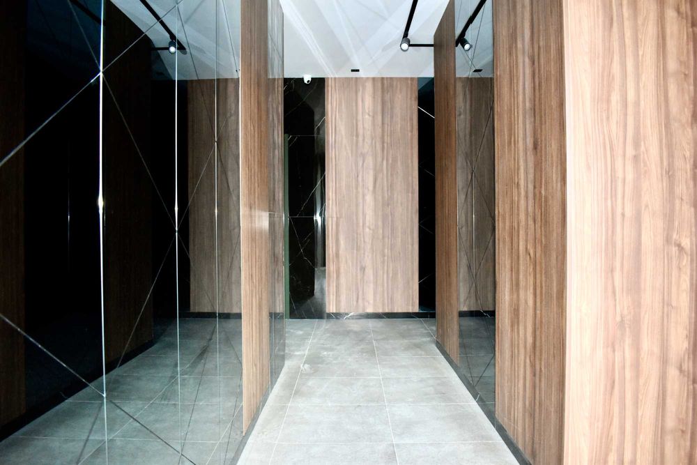 Продава се Тристаен апартамент в Пловдив, Каменица 2 - 113 кв.м за 1655 €/кв.м - Снимка #2