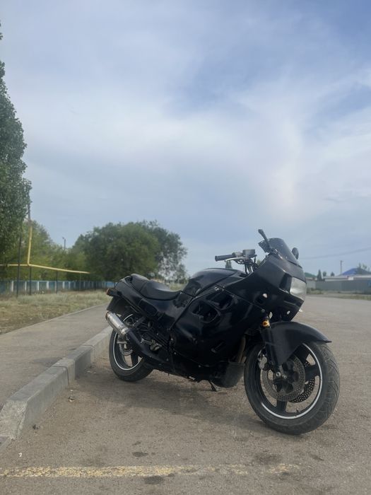 Продам Honda cbr 750,