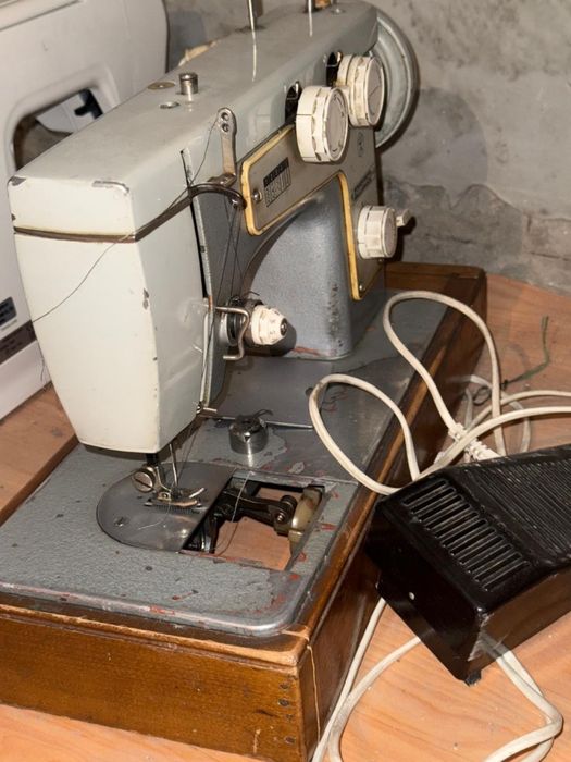 швейная машина - Подольск 142