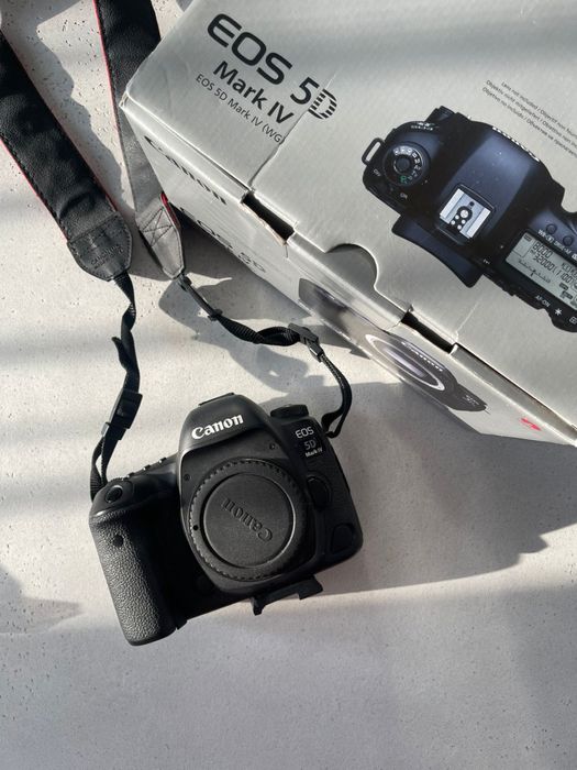 Фотоаппарат Canon 5D, Mark 4