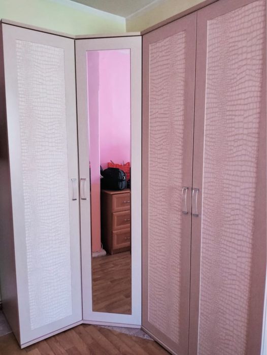 Продам спальный гарнитур