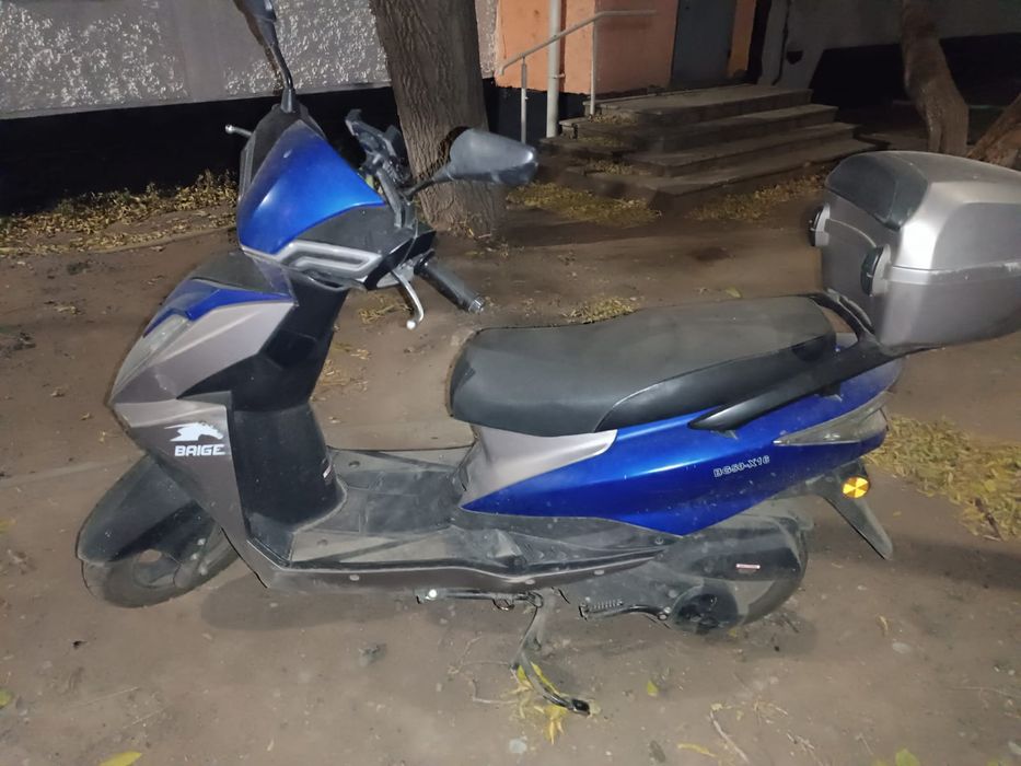 Скутер 125 куб .