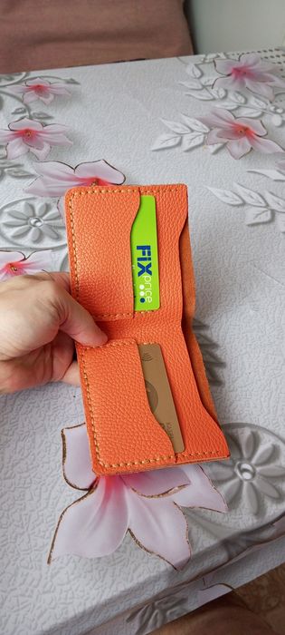 Продам новый - Кожаный кошелек