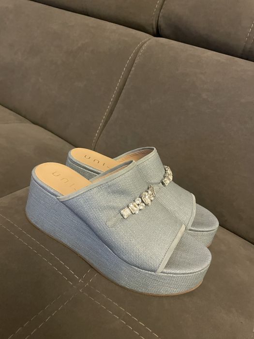 Продам новые шлепки