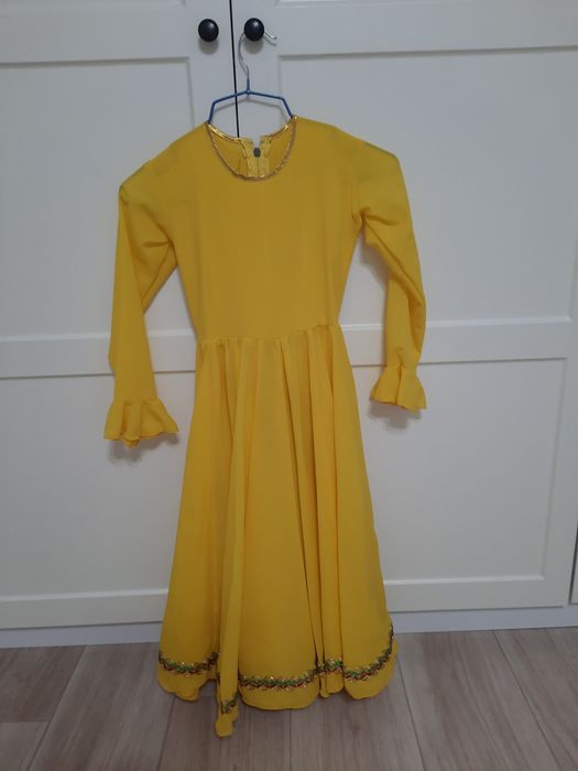 Продам костюм на народные танцы