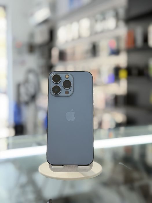 Iphone 13 pro Blue