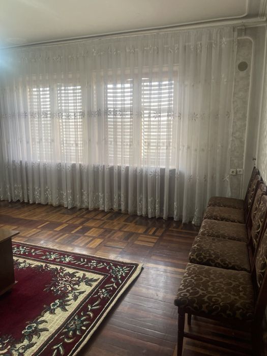 Ц-13, Лабзак, 4 комнатная, мебель и техника