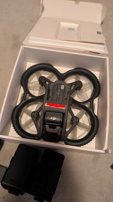 ‼️‼️Doar Drona Avata 1  cu 3 Baterii‼️‼️