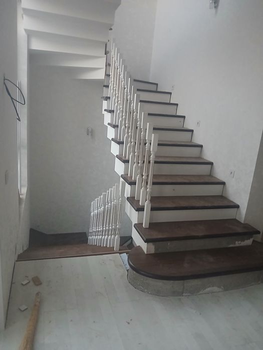 Эшик зина мебел плинтус