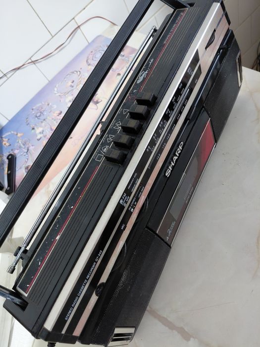 Radio, Casetofon Sharp stereo,Astrosound si Philips.