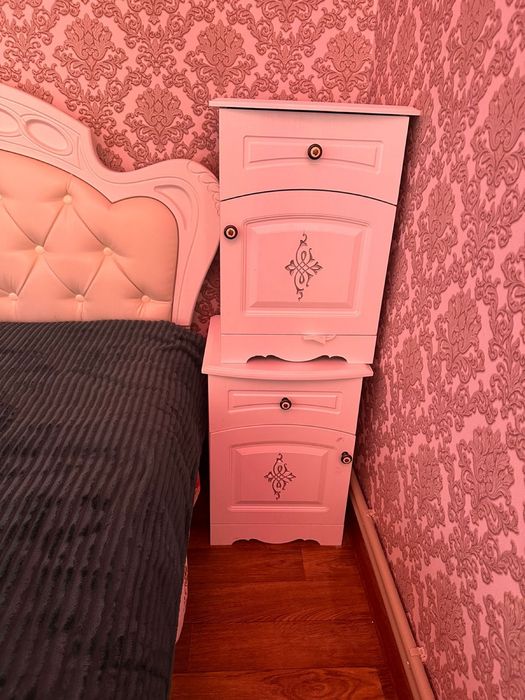 Спальный кровать