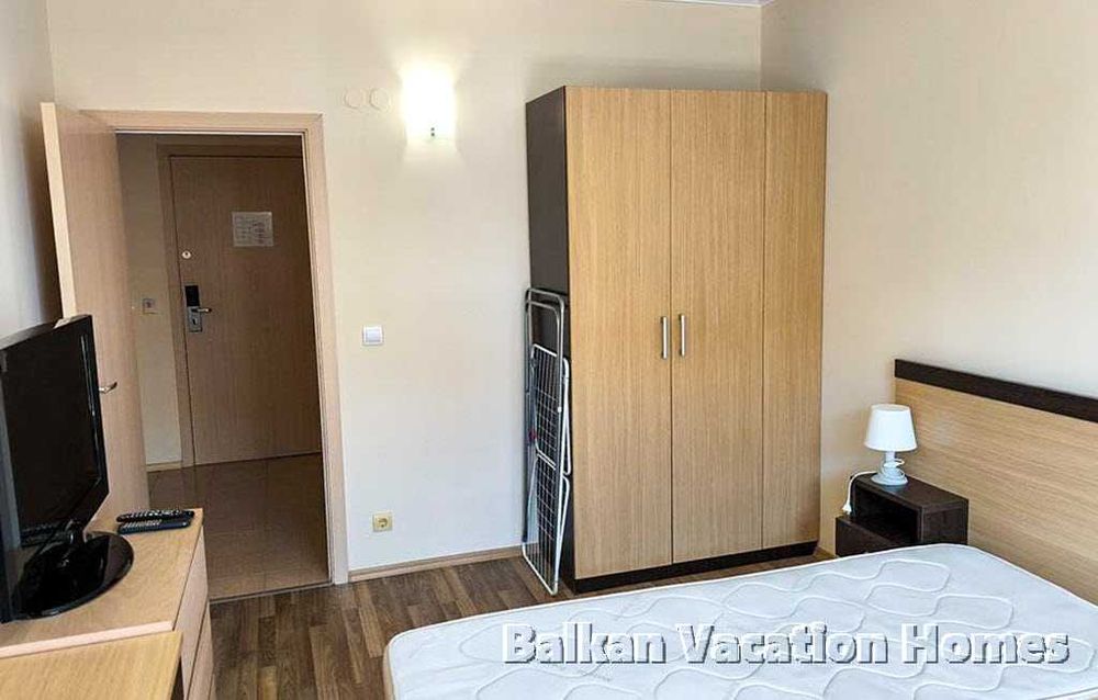 Продава се Двустаен апартамент в Обзор - 75 кв.м за 1236 €/кв.м - Снимка #8