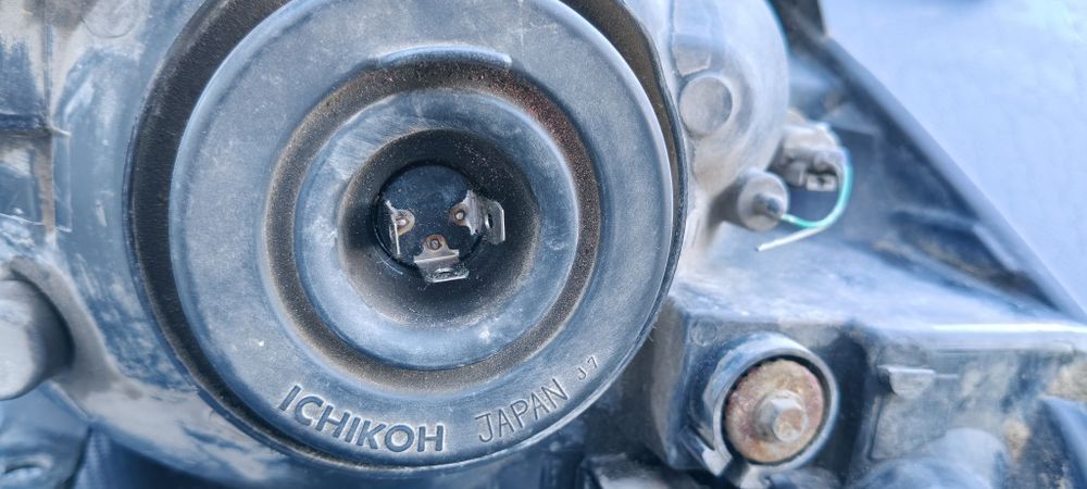 Фарове за Toyota Rav 4