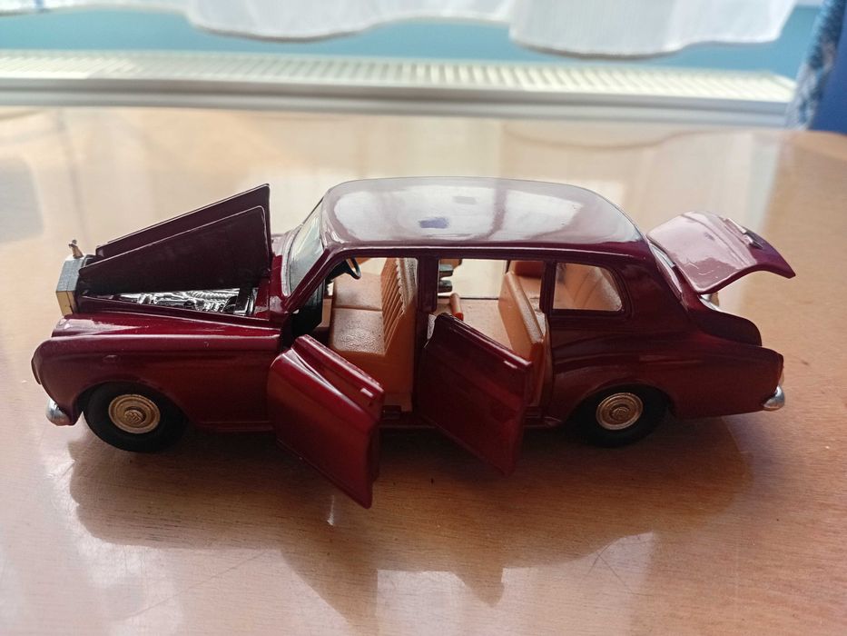 Vand macheta metal, Rolls Royce Phantom VI, Tomica Dandy, JAPONIA