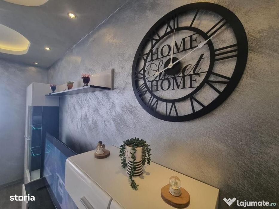 Apartament 3 camere zona TRACTORUL,